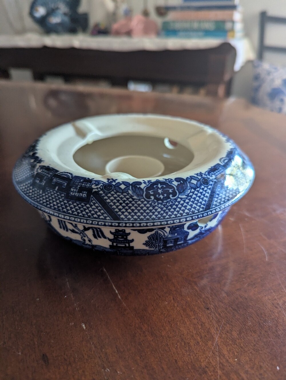 1920s Blue Willow Design Japan Ashtray - Picture 9 of 10